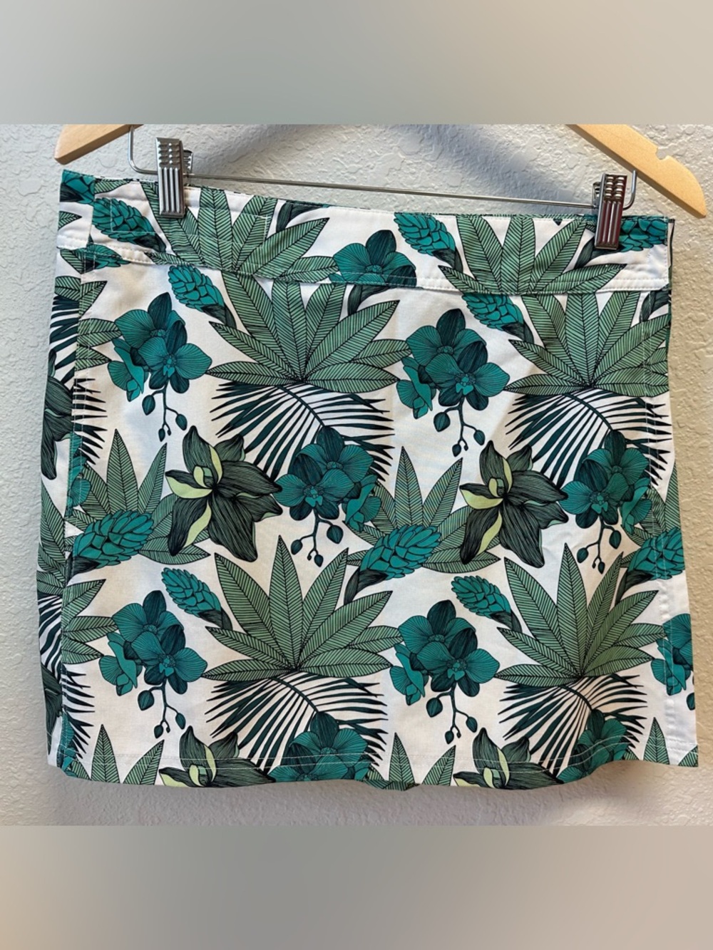 Ripskirt Hawaii Teal and Green Tropical Print Skirt